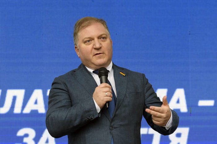 ДБР оголосило ще одну підозру у держзраді колишньому нардепу від ОПЗЖ