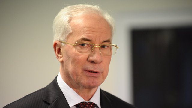 Експрем’єра Азарова ув’язнили заочно на 15 років за державну зраду