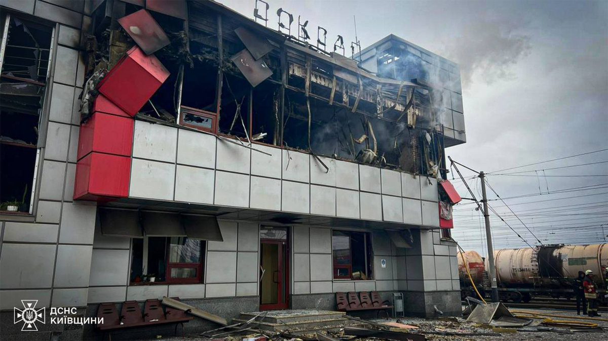 Замість знищеного російським обстрілом вокзала у Фастові побудують новий