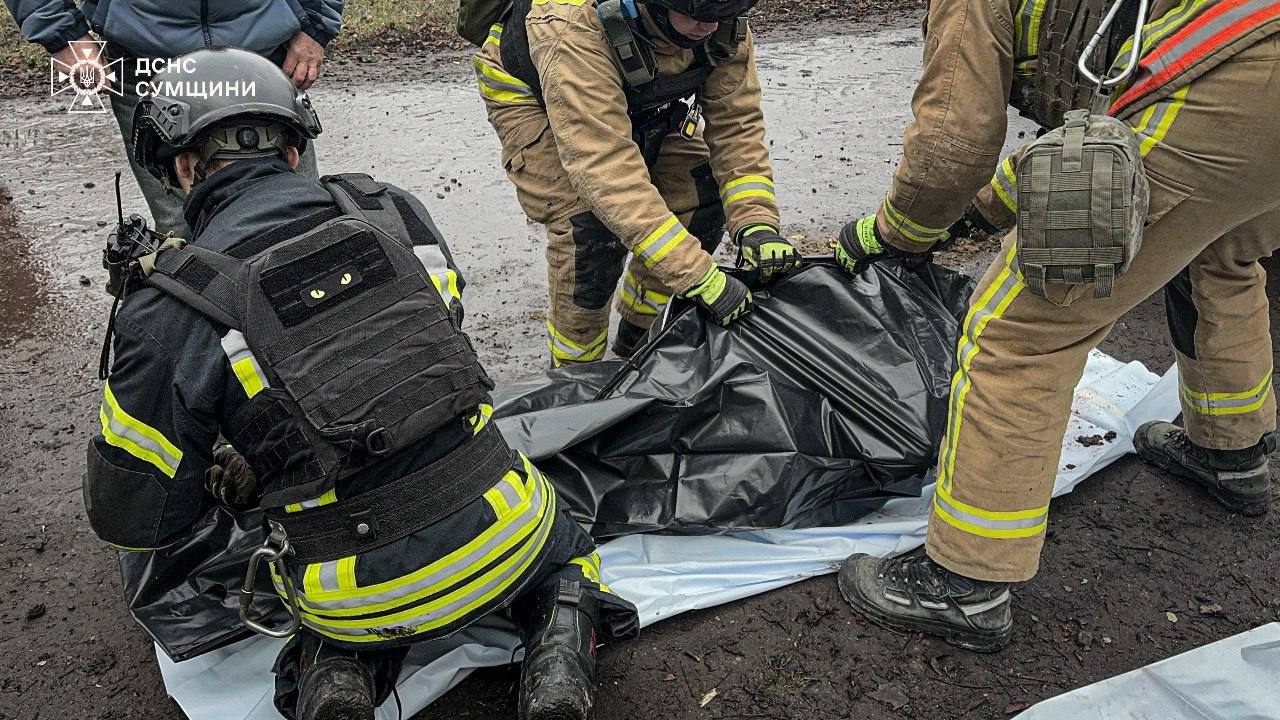 росіяни скинули авіабомбу на магазин на Сумщині: загибли продавчиня та пенсіонерка