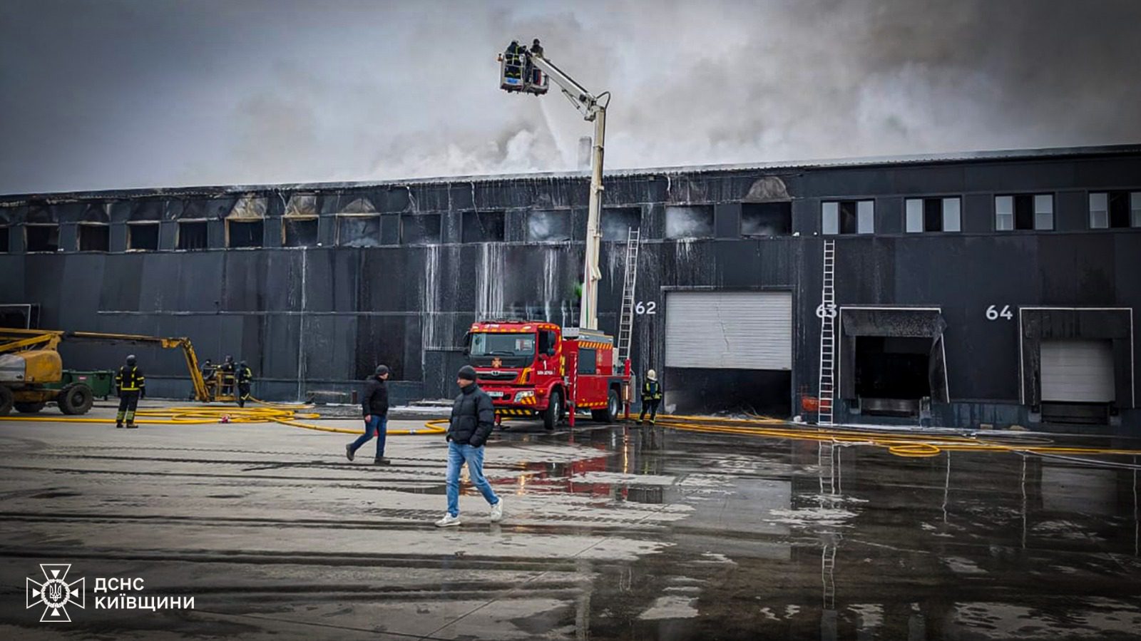 У ніч на 6 грудня під атакою рф було 10 областей України, 8 людей поранені - МВС