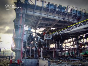 На Київщині ліквідували пожежі, що виникли внаслідок атаки рф, у Фастові діє мобільний вокзал