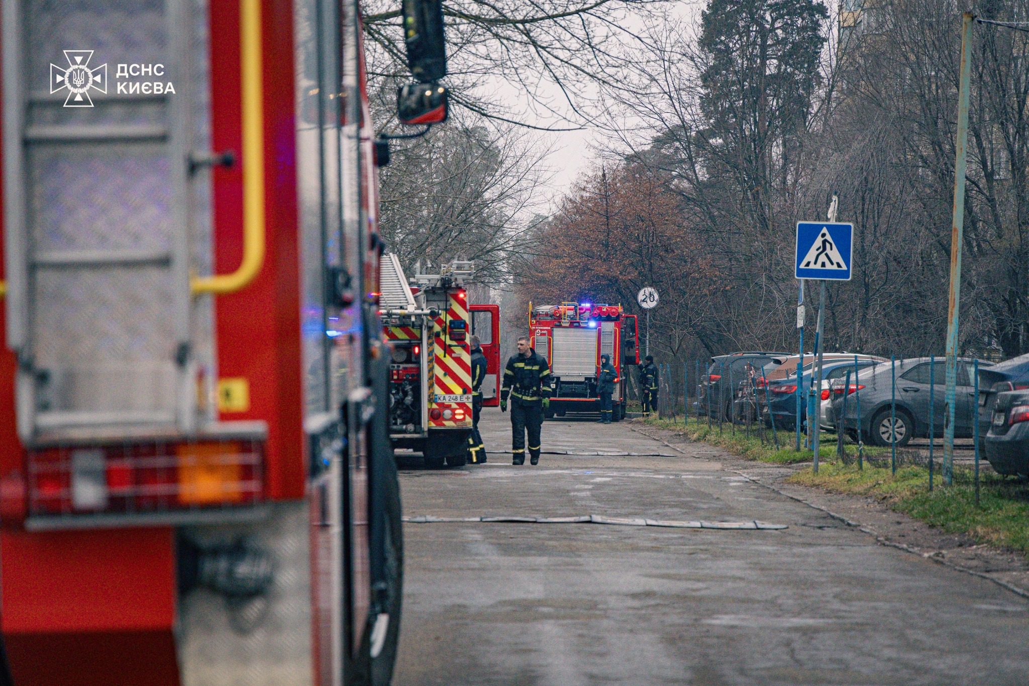 На столичному Святошині при пожежі у лікарні з реанімації евакуювали 6 пацієнтів