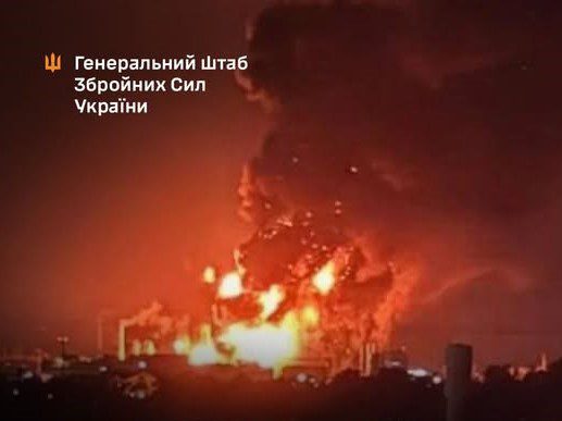 Сили оборони України уразили ще два нафтопереробні об’єкти рф