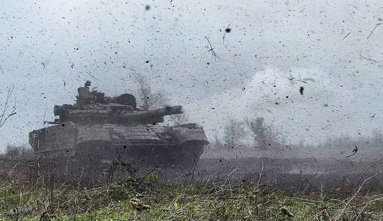 На фронті 165 боєзіткнень, найбільше боїв на Покровському та Костянтинівському напрямках, - Генштаб