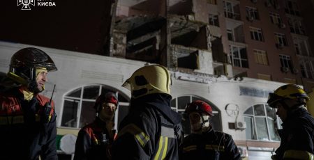 У Києві завершили ліквідацію наслідків атаки 27 грудня, штаби допомоги продовжують роботу