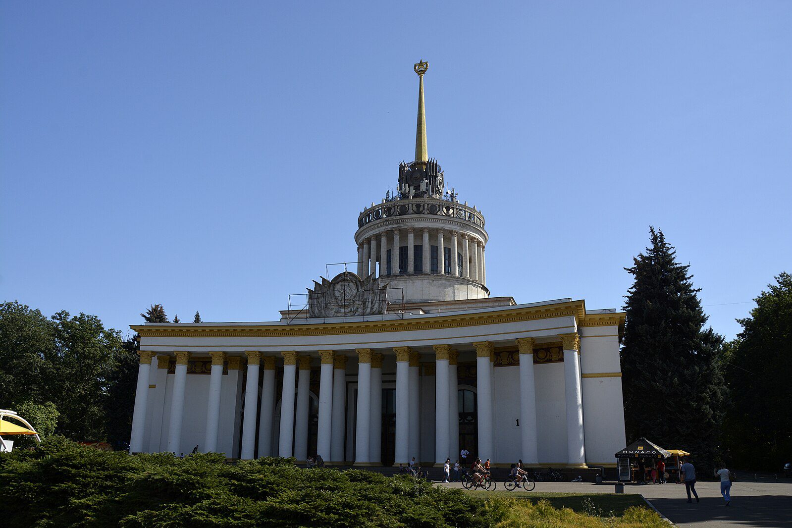 Ремонт електромереж павільйону №1 ВДНГ оцінили в 10 млн гривень