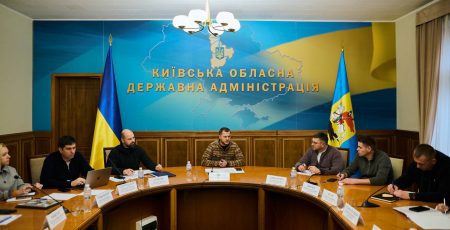 Микола Калашник: Працюємо 24/7 разом із громадами, енергетиками та бізнесом, щоб світла в домівках мешканців Київщини ставало більше