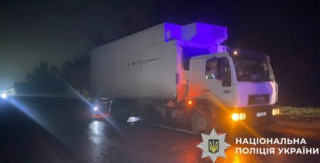 Смертельне ДТП: у Глевасі під колесами вантажівки загинув пішоход