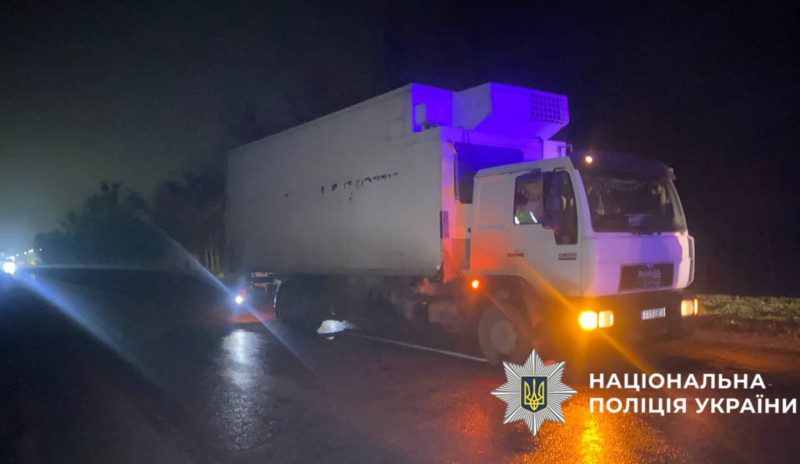 Смертельне ДТП: у Глевасі під колесами вантажівки загинув пішоход