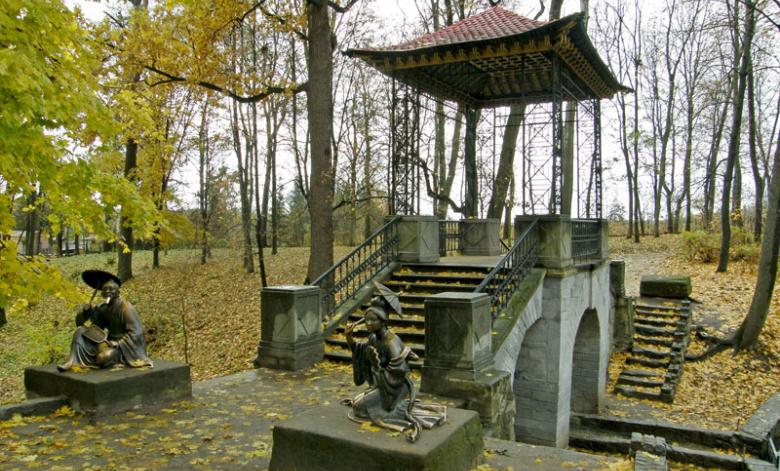 За фактом видачі Міндовкіллям дозволів на вирубку дерев у дендропарку «Олександрія» відкрито кримінальне провадження