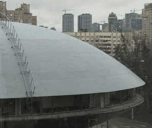 У Києві в споруду "Летюча тарілка" навідались інспектори