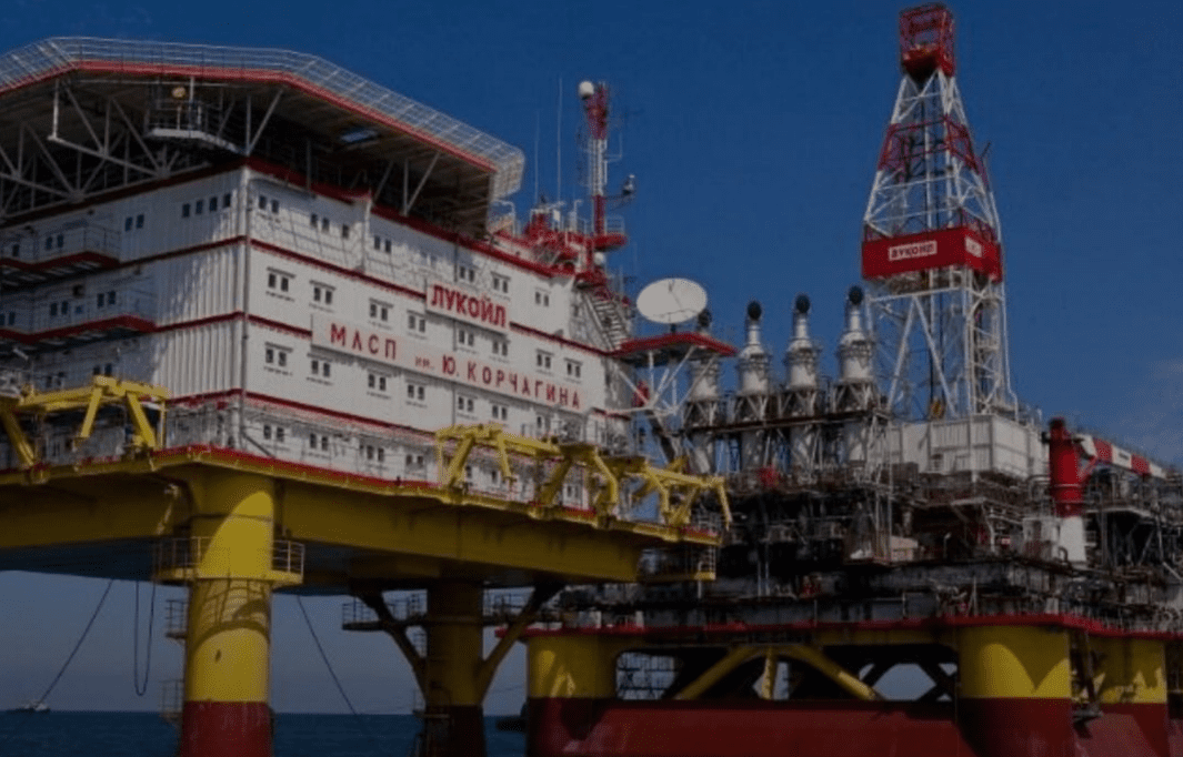 Дрони СБУ втретє вдарили по нафтовидобувним платформам в Каспійському морі – ЗМІ