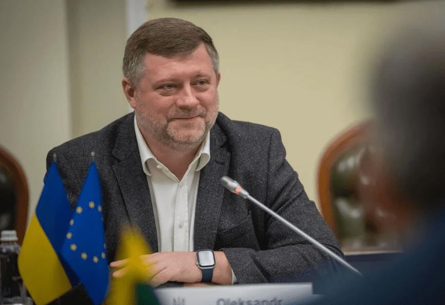 Новим головою партії "Слуга народу" став перший віце-спікер парламенту Олександр Корнієнко