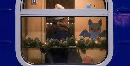 Укрзалізниця призначила 13 додаткових поїздів із Києва на Різдво та Новий рік