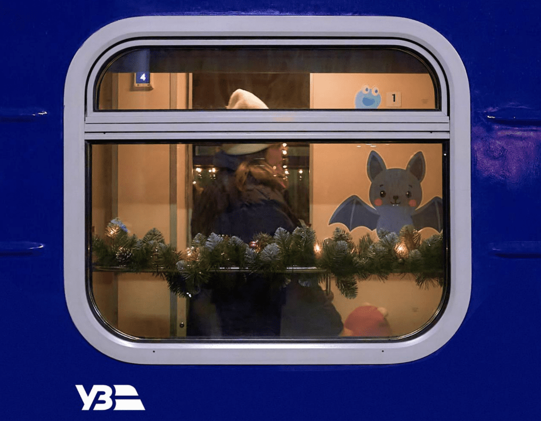 Укрзалізниця призначила 13 додаткових поїздів із Києва на Різдво та Новий рік