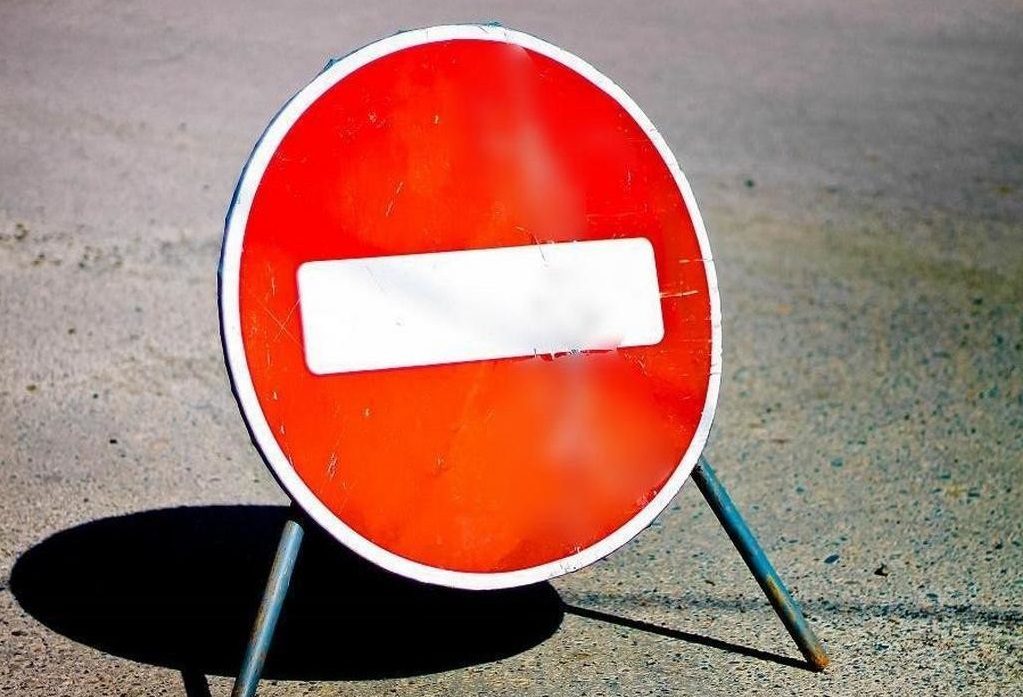 На Печерському узвозі тимчасово перекриють рух транспорту через вимивання грунту на схилі