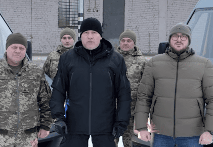 20 армійський корпус отримав машину «швидкої допомоги» від “Української команди” - Палатний