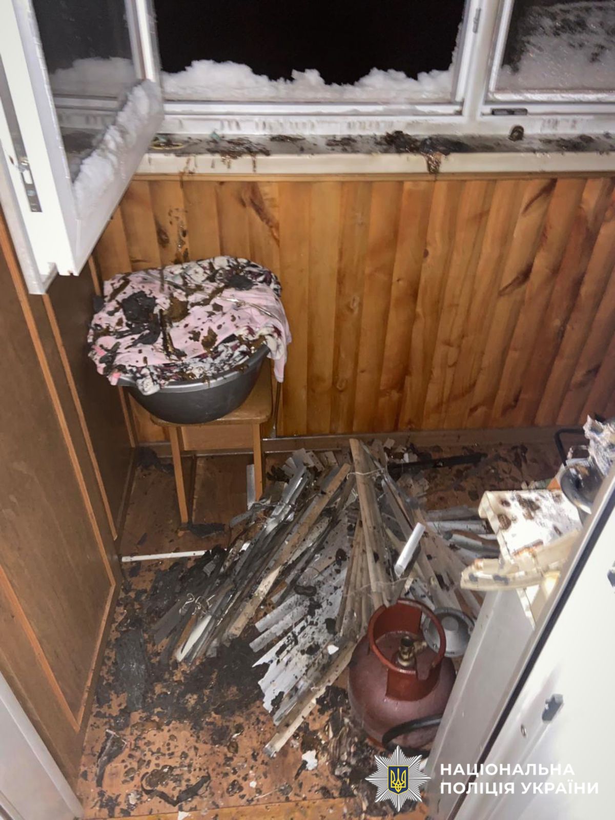 У місті Славутич вибухнув балкон, на якому господірі готували їжу