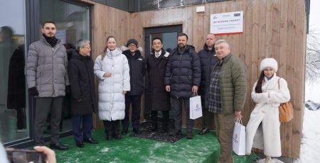 Родини медпрацівників, які втратили житло внаслідок війни, отримали два будинки у селі Озера