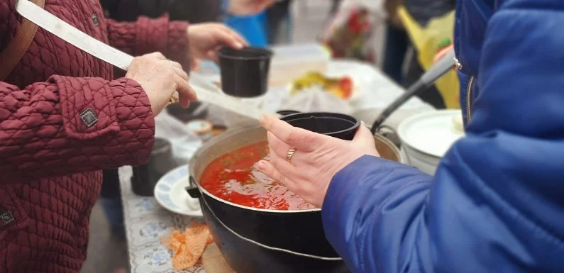 У Києві за час зимового соціального патрулювання роздали 8,4 тисячі гарячих обідів
