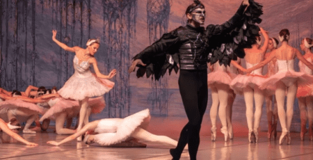 Прем'єра Нацопери Кривоконя позбавили броні після участі у "Лебедине озеро" за кордоном, - ЗМІ