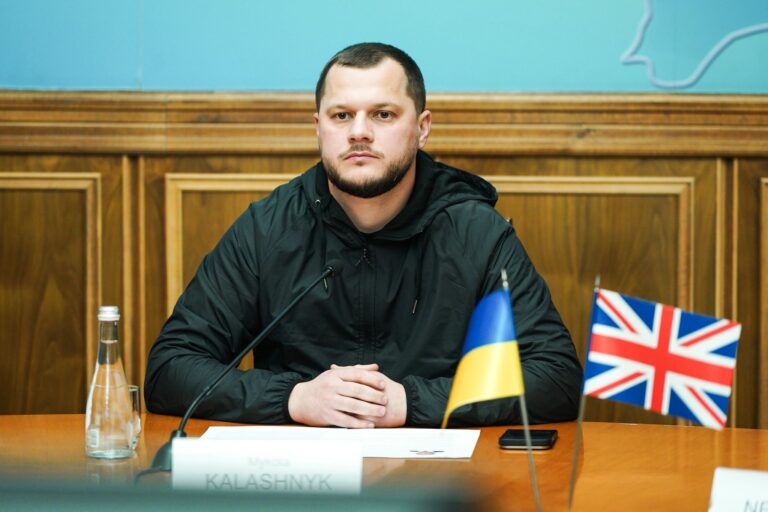 Микола Калашник провів онлайн-зустріч із головою ради графства Бакінгемшир Стівеном Бродбентом