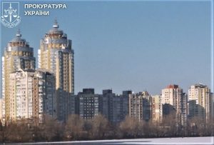 Прокуратура Києва вимагає повернути колись продані “з молотка” водопровід та каналізацію на Оболоні