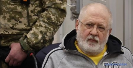 Підозрюваний в організації замовного убивства Коломойський лишається за гратами до 25 березня - ухвала суду