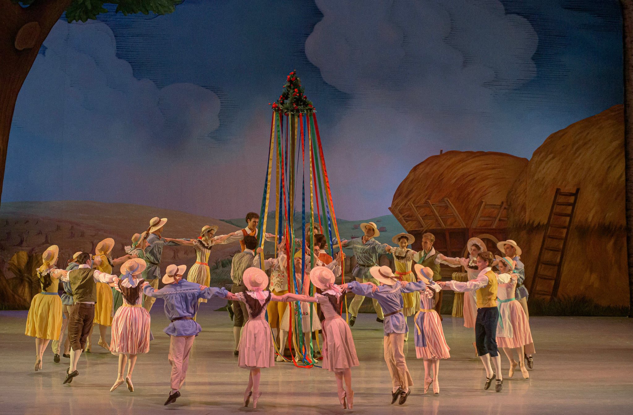 Нацопера у лютому: неперевершена опера “Кармен”, безсмертні шедеври української класики та сьомий прем’єрний показ опери “Казки Гофмана” Нацопера у лютому: неперевершена опера “Кармен”, безсмертні шедеври української класики та сьомий прем’єрний показ опери “Казки Гофмана”