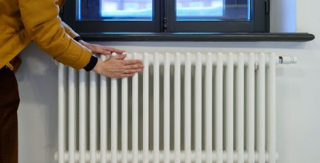 Половина багатоквартирних будинків Києва наразі без теплопостачання, - Кличко