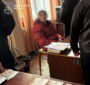 На Київщині затримали посадовця держпідприємства за вимагання хабаря за оренду приміщень