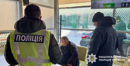 Нацполіція затримала одесита за спробу «списати» військового зі служби за 5 тисяч доларів