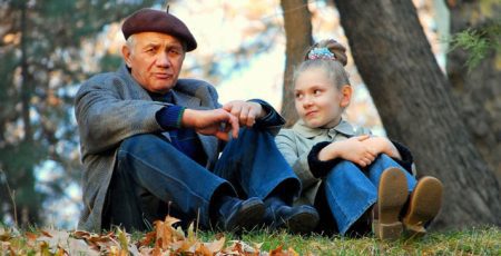 Бориспіль: оприлюднені контакти допомоги для одиноких людей на час знеструмлень