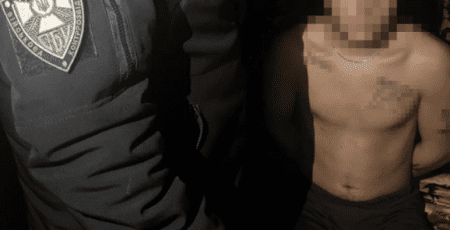 Правоохоронці затримали безробітнего, який на завдання фсб намагався зарізати воїна ЗСУ