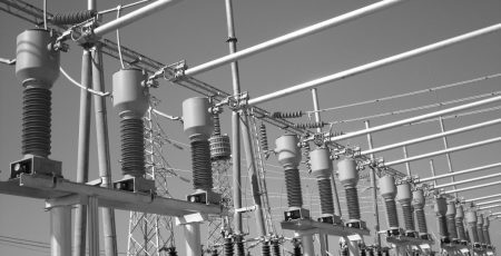 У Гатненській громаді через аварію на лінії тривають відключення світла