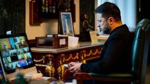 Зеленський: У Києві на лівобережжі без опалення 926 будинків