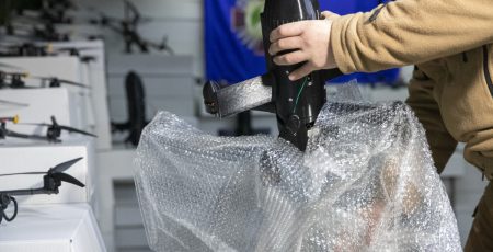 Громада столиці передала 1200 мультироторних систем бійцям 25-ої Київської бригади