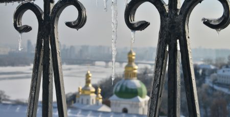 Через прорив системи опалення у фондосховищах Києво-Печерської лаври під загрозою опинилися 4000 експонатів, - ЗМІ