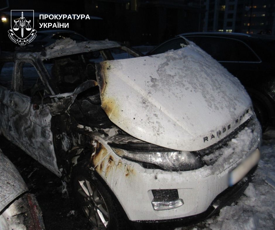 У столиці поліція затримала паліїв авто