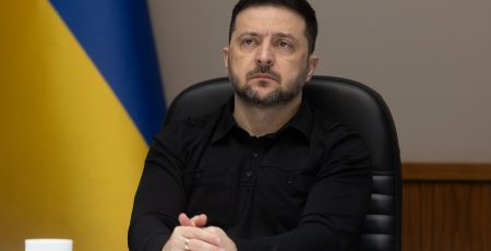 Зеленський ввів у дію санкції проти виробників ракет та БпЛА і фінансового сектору рф