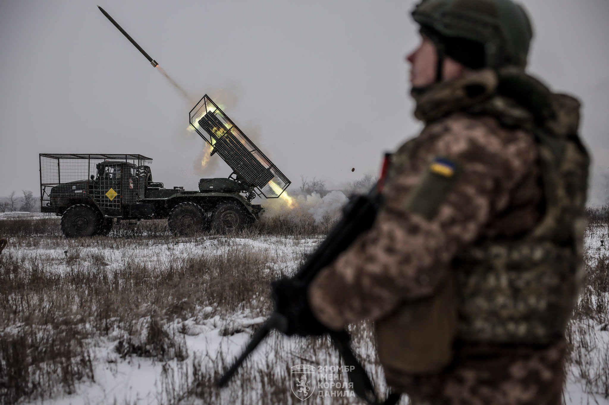 Фронт надвечір 12 лютого: 60 боїв (зведення ГШ)