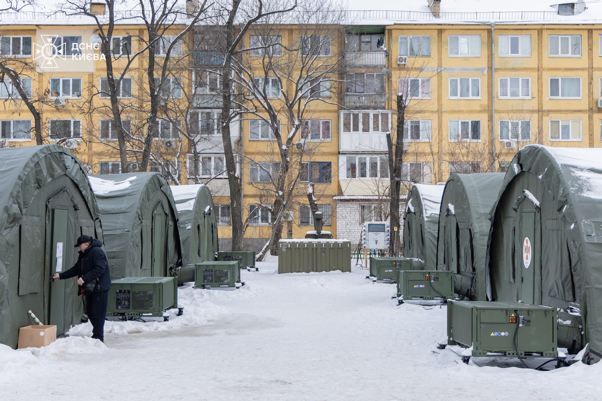 У Києві повернули опалення до 400 будинків, - Кличко
