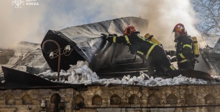 На столичній Деміївці при пожежі в будинку загинули дві людини