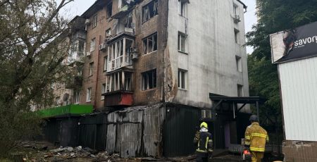 На ремонт пошкодженої росіянами хрущовки на Лук’янівці спрямують 10,7 млн гривень