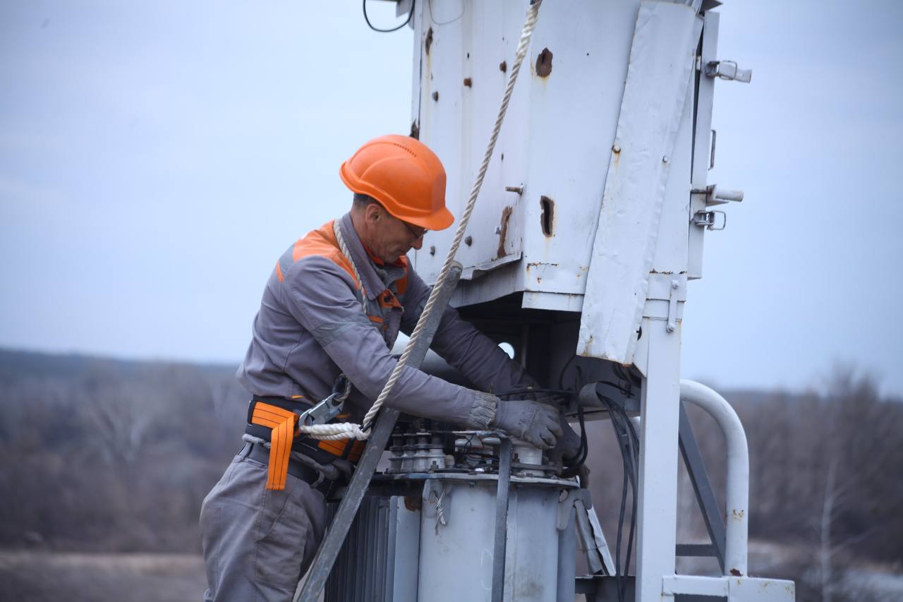 У Деснянському районі запровадили екстрені відключення світла