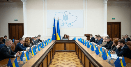 До закінчення війни Уряд планує встановити зарплати депутатам місцевих рад