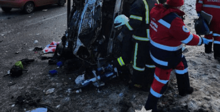 Автотроща на Гостомельському шосе за участю чотирьох автомобілів: одна людина загинула, ще четверо постраждали (фото)