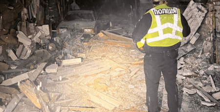 На Київщині внаслідок атаки рф у двох районах пошкоджено будинки, авто та складський комплекс