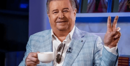 Михайло Поплавський пішов з посади "співочого ректора", – ЗМІ